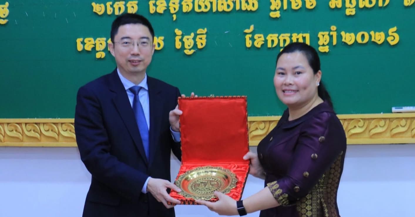 ខេត្តកណ្ដាល និងខេត្តហៃឡុងជាំង ពិនិត្យលទ្ធភាពចងសម្ព័ន្ធមេត្រីភាព ដើម្បីរឹតចំណងកិច្ចសហប្រតិបត្តិការ ទេសចរណ៍ និងការវិនិយោគ