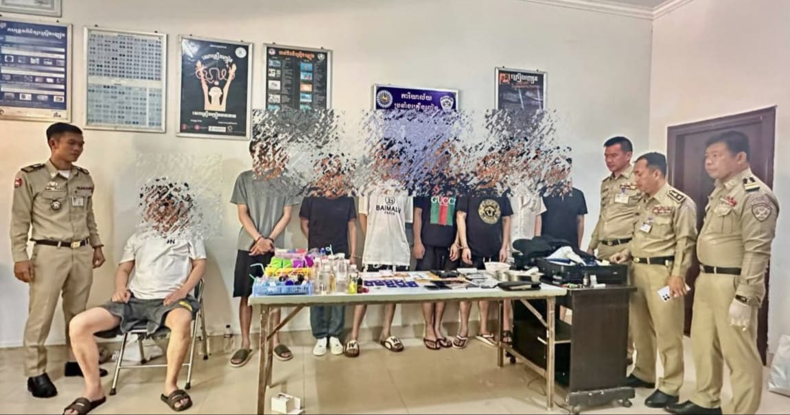 រយៈពេល២ថ្ងៃកម្លាំងជំនាញប្រឆាំងបទល្មើសគ្រឿងញៀនចុះប្រតិបត្តិការបង្ក្រាបនិងឃាត់ខ្លួនមនុស្សប្រុសស្រីបានចំនួន១១នាក់ពាក់ព័ន្ធបទល្មើសគ្រឿងញៀនបញ្ជូនទៅតុលាការ