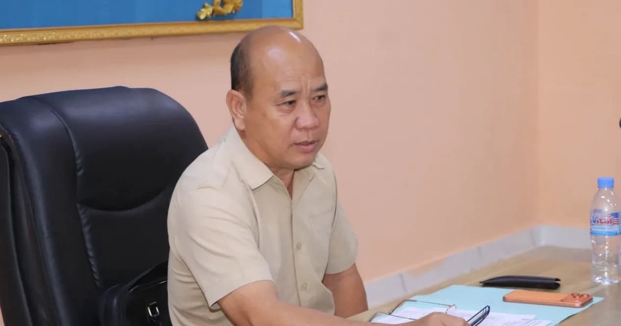 លោក ឃូ ពៅ អញ្ជើញជាអធិបតីក្នុងកិច្ចប្រជុំណែនាំស្តីពីការរៀបចំការស្ទាបស្ទង់មតិជ្រើសរើសបេក្ខជនឈរឈ្មោះបោះឆ្នោតក្រុមប្រឹក្សាឃុំ-សង្កាត់ អាណត្តិទី៦ ឆ្នាំ២០២៧ នៅស្រុកស្វាយចេក