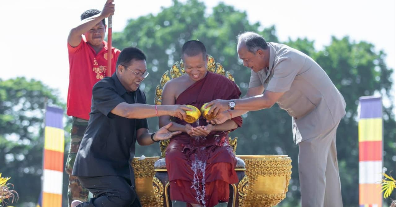 អភិបាលខេត្តបន្ទាយមានជ័យ អំពាវនាវដល់បងប្អូនប្រជាពលរដ្ឋបន្តនូវការគោរពអនុវត្តឱ្យបានខ្ជាប់ខ្ជួន និងបង្កើនការចូលរួមថែរក្សា ការពារប្រពៃណី ទំនៀមទំលាប់ដ៏ល្អផូរផង់