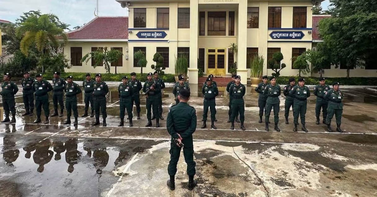កម្លាំងប្រចាំបញ្ជា ២៤/២៤ម៉ោង របស់ស្នងការដ្ឋាននគរបាលខេត្តបន្ទាយមានជ័យបន្តអនុវត្តភារៈកិច្ចការពារសន្តិសុខសុវត្ថិភាព និងសណ្តាប់ធ្នាប់សាធារណៈ