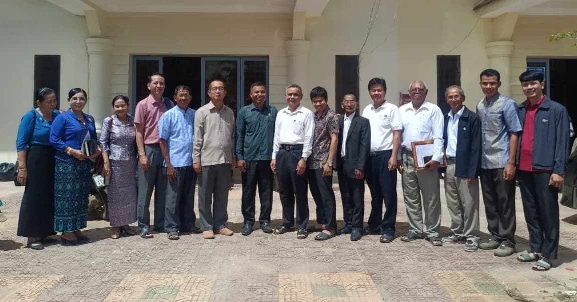 កិច្ចជួបសំណេះសំណាលរវាងថ្នាក់ដឹកនាំមន្ទីរធម្មការនិងសាសនាខេត្តនិងថ្នាក់ដឹកនាំគ្រឹស្ទបរិស័ទខេត្ត ស្រុក ក្រុង។