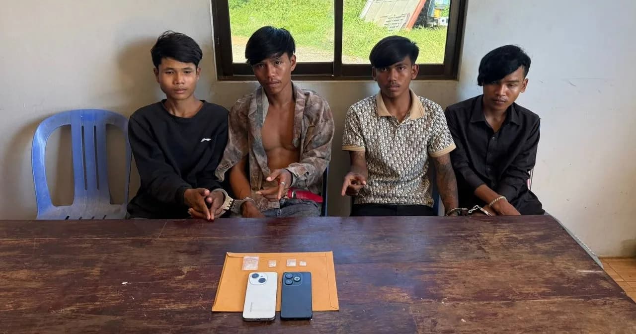 ឃាត់ខ្លួនជនសង្ស័យចំនួន៤នាក់ជាបន្តបន្ទាប់ពាក់ព័ន្ធករណីជួញដូរនិងប្រើប្រាស់គ្រឿងញៀនរួមទាំងវត្ថុតាង បញ្ជូនទៅស្នងការនគរបាលខេត្ត