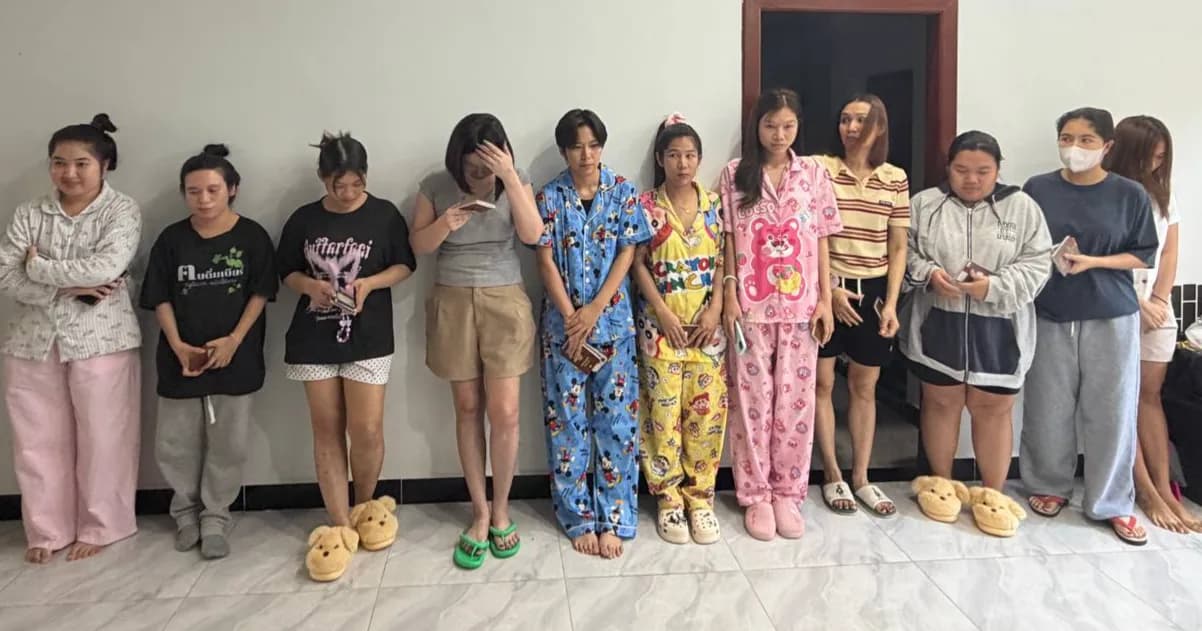 កម្លាំងគណៈបញ្ជាការឯកភាពខេត្តបន្ទាយមានជ័យ បន្តប្រតិបត្តិការចុះត្រួតពិនិត្យរដ្ឋបាលចំនួន៣ទីតាំងទៀត នៅក្រុងប៉ោយប៉ែត រកឃើញជនបរទេសសរុបចំនួន៤៣នាក់ តែមិនពាក់ព័ន្ធបទល្មើស Online Scams នោះទេ