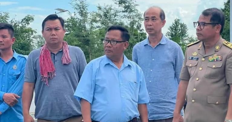 អាជ្ញាធរខេត្តបន្ទាយមានជ័យ ចុះពិនិត្យទីតាំងរៀបចំពិធីសម្ពោធមណ្ឌលសុខភាពម៉ាឡៃថ្មី ដើម្បីលើកកម្ពស់សេវាសុខាភិបាលជូនប្រជាពលរដ្ឋ