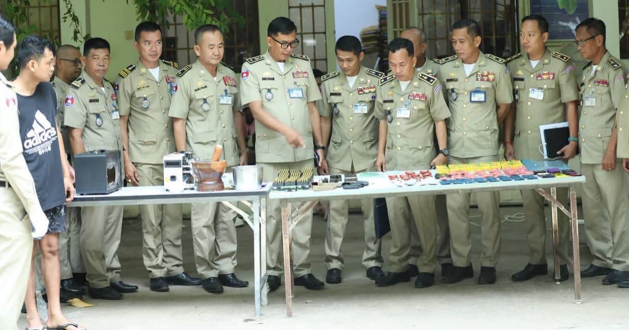 មុខ​សញ្ញា​ឆ្លង​ខេត្ត​នាំយក​គ្រឿងញៀន​មក​ធ្វើ​ចរាចរណ៍​នៅ​ក្នុង​ក្រុង​ប៉ោយប៉ែត​ត្រូវ​បាន​កម្លាំង​ជំនាញ​ប្រឆាំង​គ្រឿងញៀន​ធ្វើ​ការ​បង្រ្កាប​បាន​
