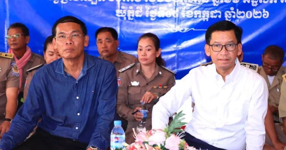 ឯកឧត្តម សេរី ជំនះ ដឹកនាំវេទិកាសាធារណៈនៅស្រុកភ្នំស្រុក ជំរុញការបម្រើសេវាបែប «បុរេសកម្ម» និងដោះស្រាយបញ្ហាប្រឈមជូនពលរដ្ឋ
