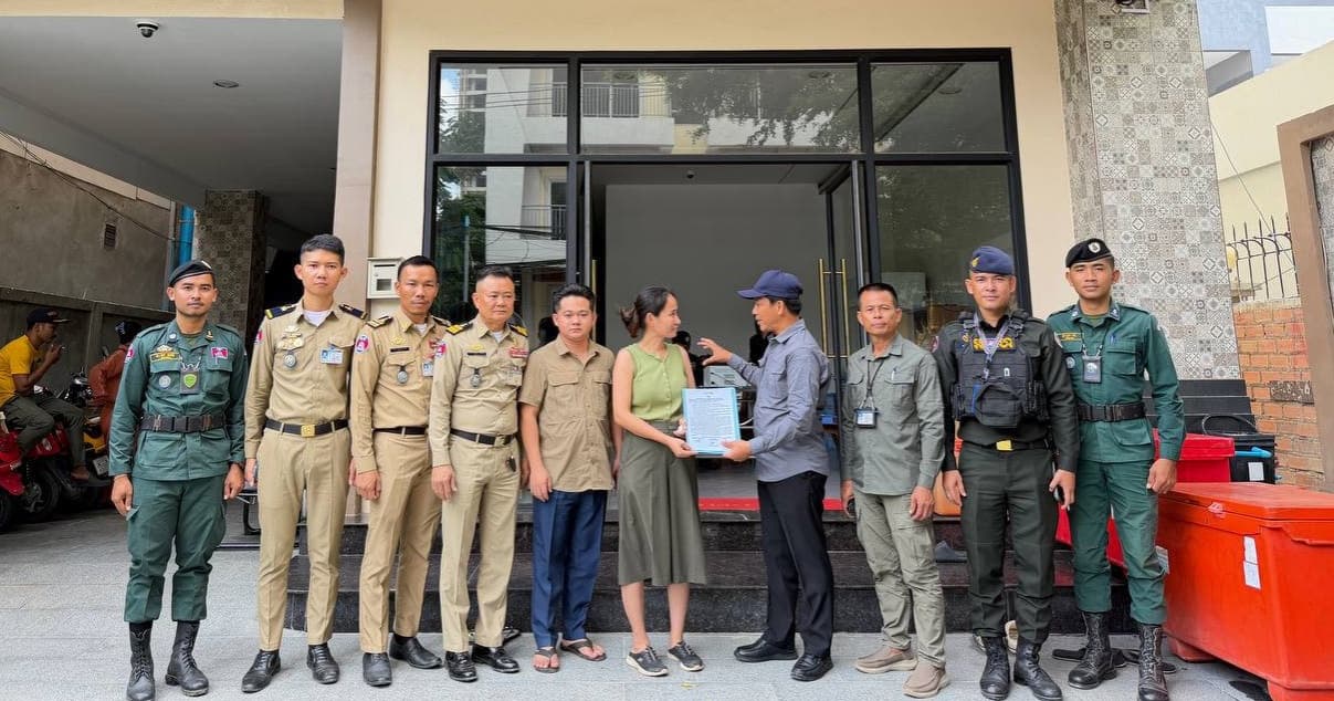 កម្លាំងគណៈបញ្ជាការឯកភាពខេត្តបន្ទាយមានជ័យ បន្តប្រតិបត្តិការចុះរដ្ឋបាល ៨ទីតាំង នៅភូមិសាស្ត្រក្រុងប៉ោយប៉ែត រកឃើញជនបរទេស១៧នាក់