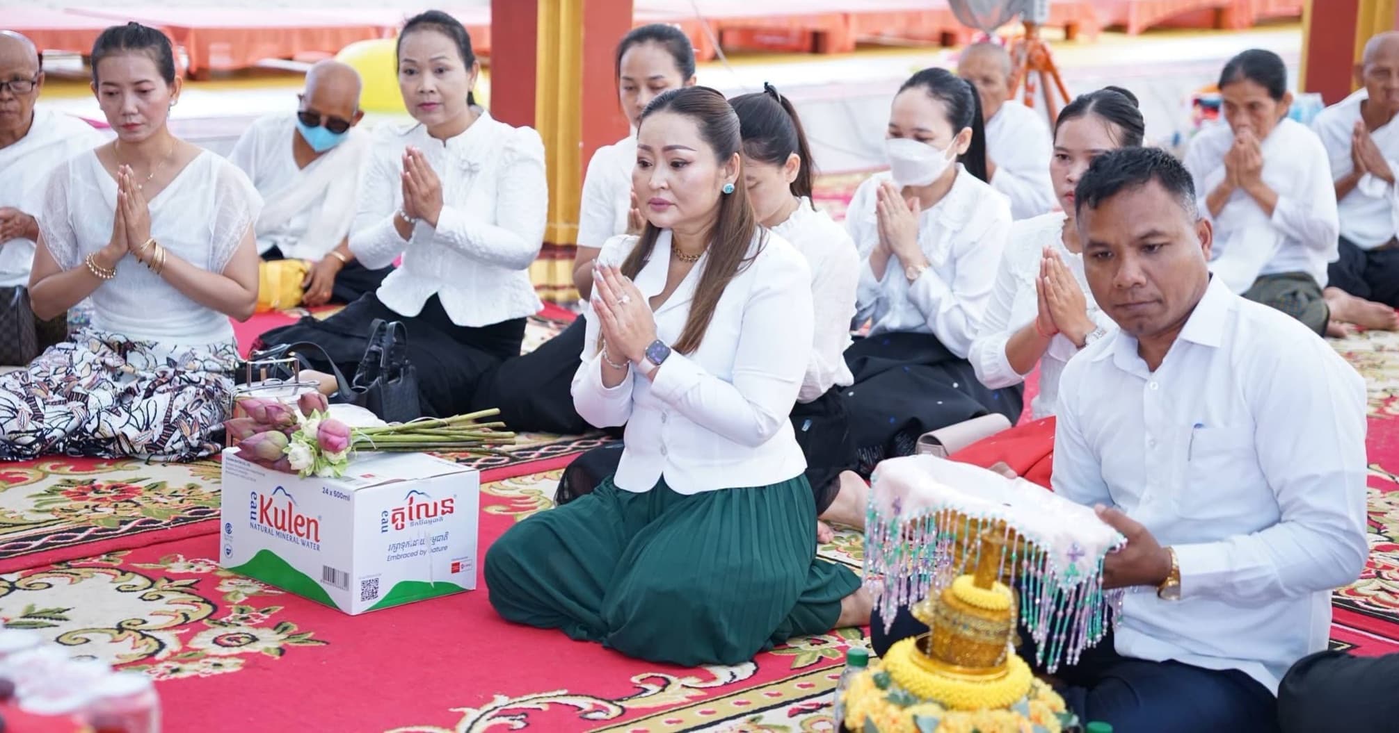មន្ត្រីរាជការ និងអាជ្ញាធរខេត្តបន្ទាយមានជ័យ ចូលរួមធ្វើបុណ្យកាន់វេនទី២ និងដារឆ្លង នៅវត្តសាលរង្សីយារាម (វត្តស្រះរាំង) ស្រុកមង្គលបូរី
