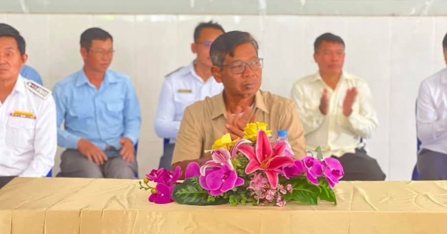 អភិបាលរងស្រុកព្រះនេត្រព្រះ អញ្ជើញចូលរួមពិធីប្រគល់វិញ្ញាបនបត្រ និងប័ណ្ណសរសើរដល់សិក្ខាកាម និងសិស្សឆ្នើម